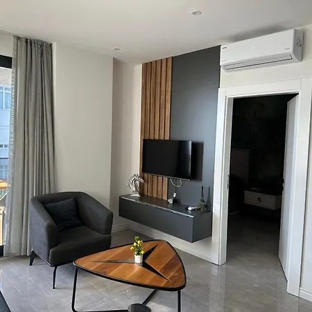 Apartment Cleopatra View